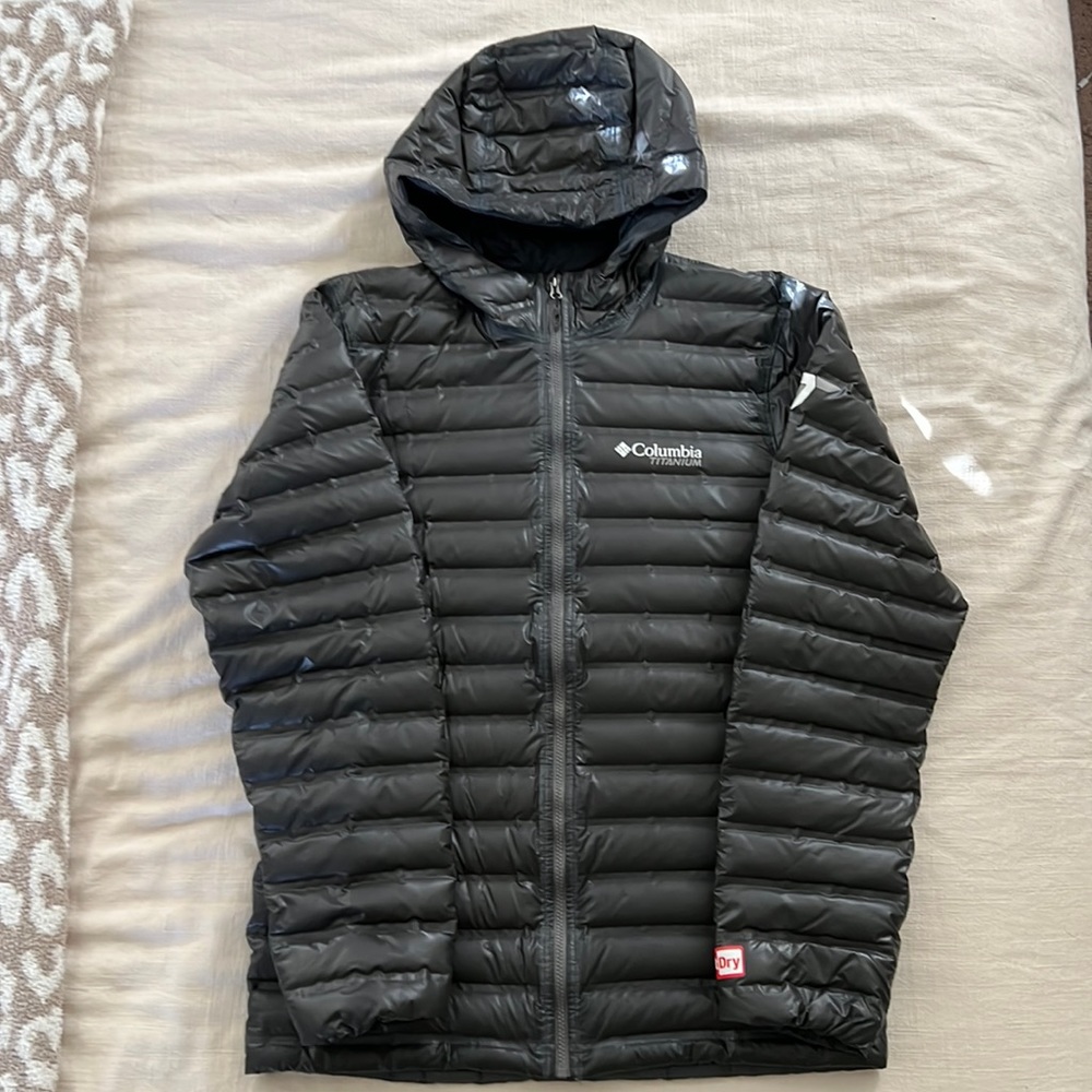 Columbia Titanium Men’s Small Insulator Puffer Jacket